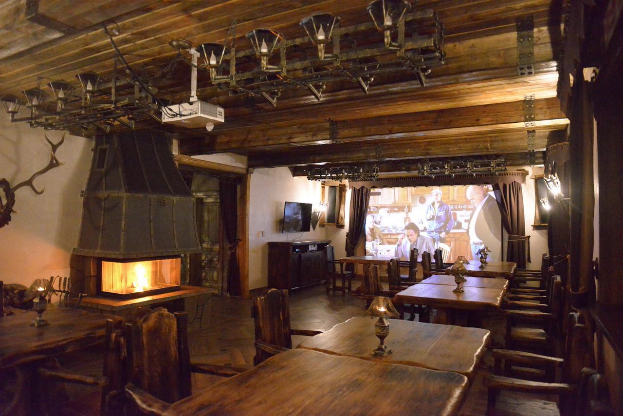 Folvark Gvozd Hotel Kamenjoeki Buitenkant foto