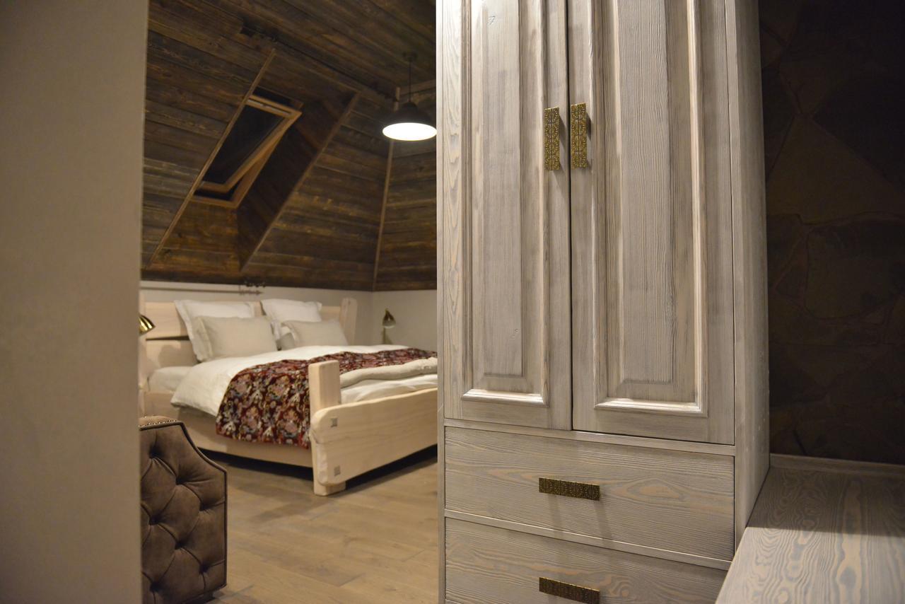 Folvark Gvozd Hotel Kamenjoeki Buitenkant foto